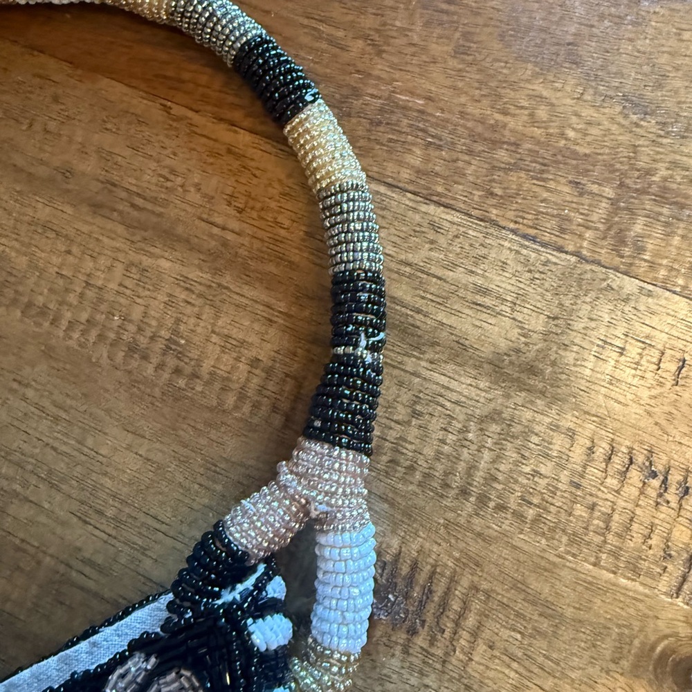 Dolce Vita Amelia beaded bag - Picture 5 of 7